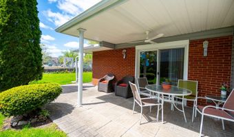 1720 N CHESTNUT Ave, Arlington Heights, IL 60004
