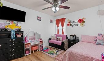 326 Willow Creek Dr, Weatherford, TX 76085