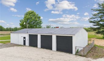 5785 Beechwood Ave, Alliance, OH 44601