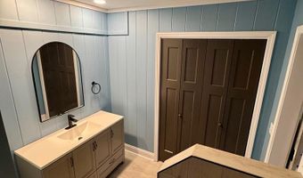 405 N. Broughton St, Ailey, GA 30410