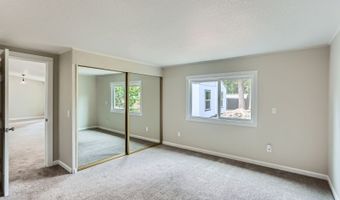 100 SW 195TH Ave 9, Beaverton, OR 97006