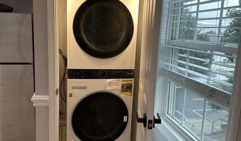 24 NEW St 2, Bayonne, NJ 07002