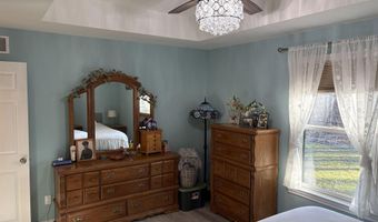 9309 Oakdale St, Algonac, MI 48001
