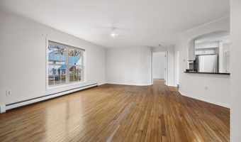 202 Pearl St, Bangor, ME 04401