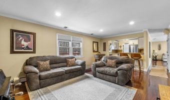 6 Hillsdale Ter, Alloway, NJ 07461