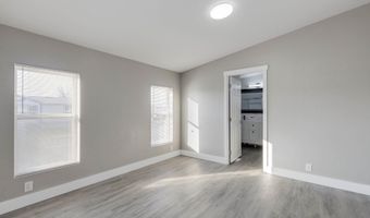 911 York # 82 St 82, Aumsville, OR 97325