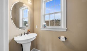 549 S FRONT St, Rockaway Beach, OR 97136