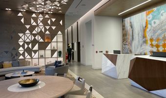 987 Queen St 2405, Honolulu, HI 96814