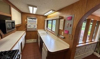 306 Divinity St, Bristol, CT 06010