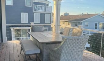 281 7TH St, Avalon, NJ 08202