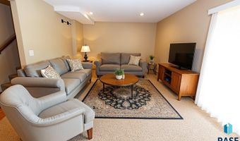503 David Ave, Baltic, SD 57003