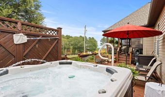 314 War Emblem Dr, Boiling Springs, SC 29316