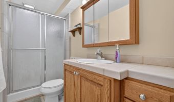 530 Highland St, American Falls, ID 83211