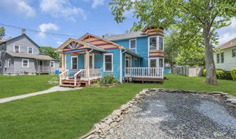 19 Center St, Barnegat, NJ 08005