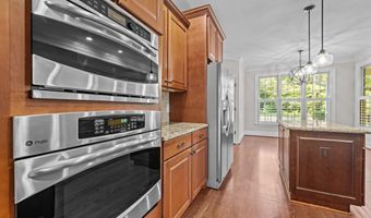 3005 Canopy Woods Dr, Apex, NC 27539