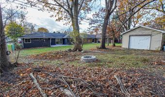 279 Cadman Dr, Amherst, NY 14221