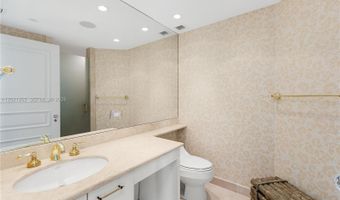 19955 NE 38th Ct 2106, Aventura, FL 33180