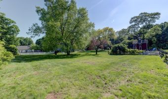 121 Sunset Ln, Berlin, CT 06037
