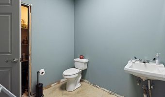 2 Bangor St, Augusta, ME 04330