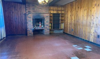 233 Horseshoe Dr, Adams Twp., PA 16046