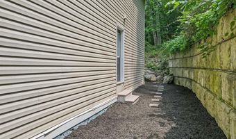 2545 S Albert St, Allentown, PA 18103