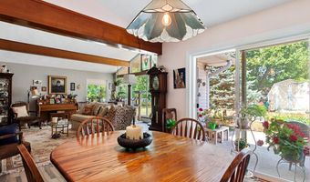 916 Hillcrest Dr, Adrian, MI 49221