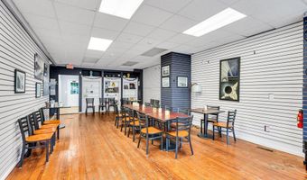 689 E Bay Ave, Barnegat, NJ 08005