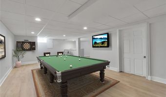 10 San Mateo Ct, Amherst, NY 14051
