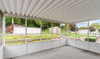 11 Red Robin Rd, Cranston, RI 02920