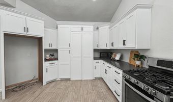 6821 Keeling St NW, Albuquerque, NM 87120