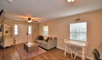 208 FLORIDA Dr, Auburndale, FL 33823