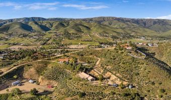 9060 Yucca Hills Rd, Agua Dulce, CA 91390