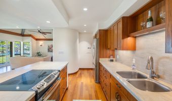 391 A Kaelepulu Dr A, Kailua, HI 96734
