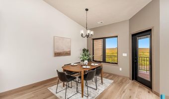 412 N Almond Ave, Brandon, SD 57005