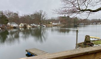 3 Maple Dr, Ashford, CT 06278