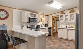 1027 Anne Dr, Arnaudville, LA 70512