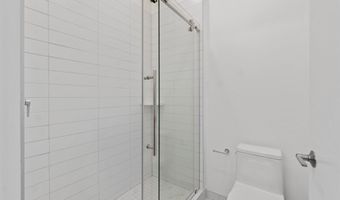 260 AVENUE E 511, Bayonne, NJ 07002