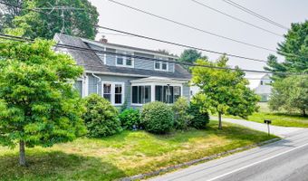 17 Main St, Albion, ME 04910