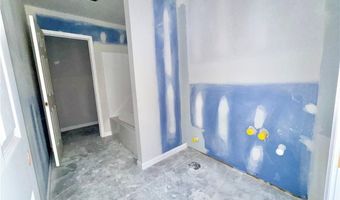 382 Oak St, Austin, IN 47102