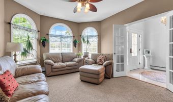 490 Arlington Ave S, Bayville, NJ 08721