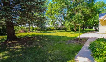 822 Westwood Dr SW, Alexandria, MN 56308