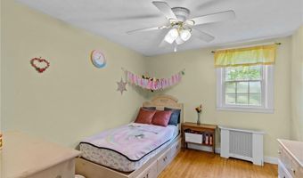 13 Angela Ct, North Providence, RI 02904