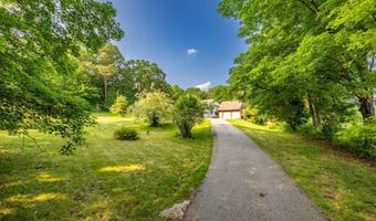 78 South Rd, Colchester, CT 06415