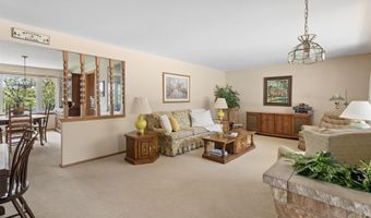 1300 N BAY RIDGE Rd, Appleton, WI 54915