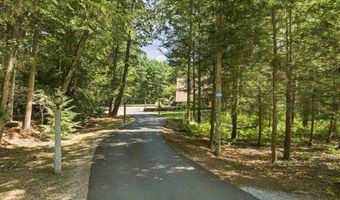 82 Pilgrim Dr, Bedford, NH 03110