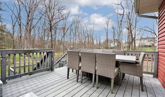 14 Montclair Ave, Airmont, NY 10952