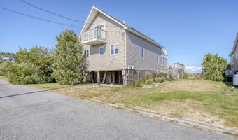 121 S SANDPIPER Dr, Dover, DE 19901