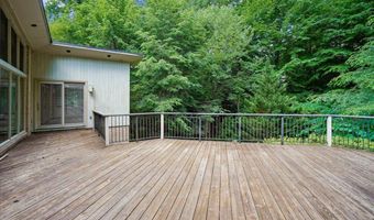 9009 CHARRED OAK Dr, Bethesda, MD 20817