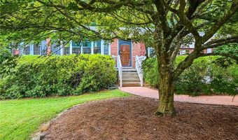 2461 Woodridge Dr, Decatur, GA 30033