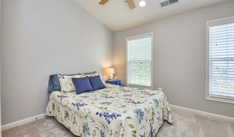 25066 CROXLEY GREEN Sq, Aldie, VA 20105